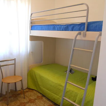 Carina Apartment *